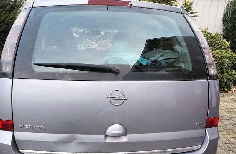 Gebraucht Opel Meriva 125 PS (91 kW) 2005 Silber Van / Kleinbus