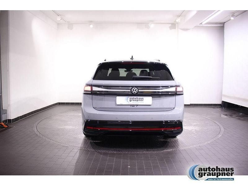 Neu VW ID.7 Pro 210 kW (286 PS) 2026 Grau Kombi