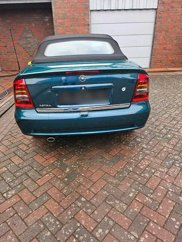 Gebraucht Opel Astra Cabriolet 103 PS (75 kW) 2004 Grün Cabrio