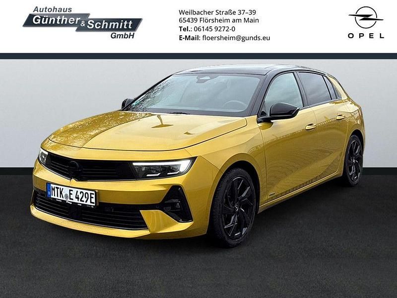 Gelb Gebraucht 2023 Opel Astra GS Line Limousine | 25.990 € (Etwas zu teuer) - Bild 1/4
