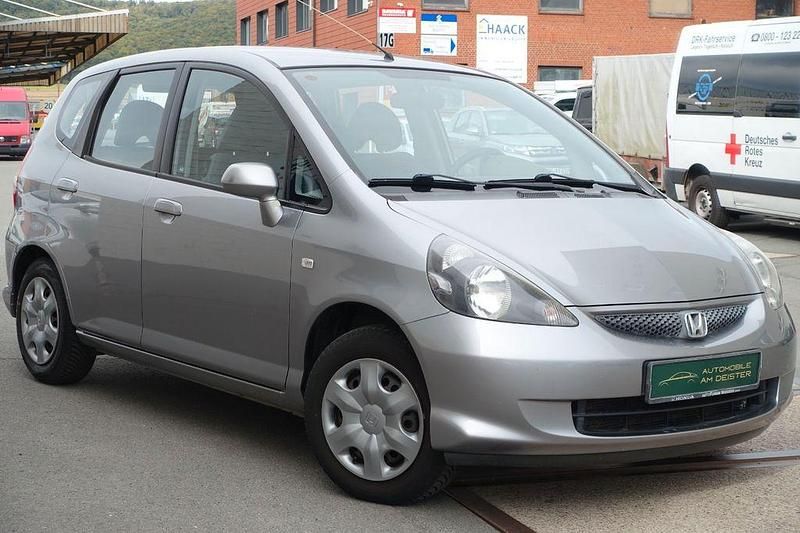 Silber Gebraucht 2005 Honda Jazz Cool Kleinwagen | 3.990 € (Etwas zu teuer) - Bild 1/4