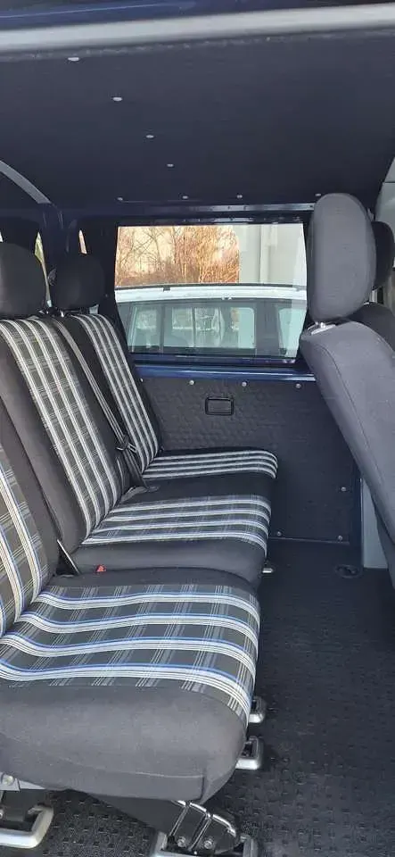 Gebraucht VW Caravelle 105 PS (77 kW) 2006 Blau Van