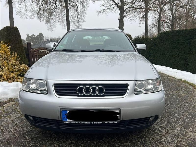 Gebraucht Audi A3 102 PS (75 kW) 2003 Grau Limousine