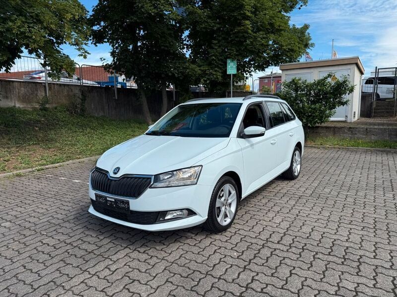 Weiß Gebraucht 2019 Skoda Fabia Cool Plus Kombi | 5.900 € (Fairer Preis) - Bild 1/4