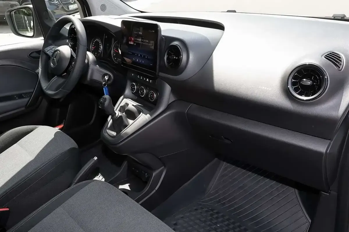 Gebraucht Mercedes Citan 112 116 PS (85 kW) 2026 Arktikweiß Van / Kleinbus