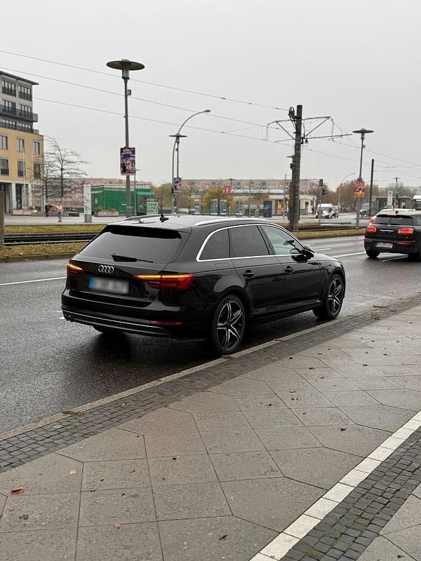 Gebraucht Audi A4 190 PS (139 kW) 2016 Schwarz Kombi