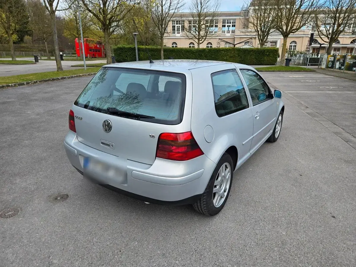 Gebraucht VW Golf III 101 PS (74 kW) 1999 Silber Limousine