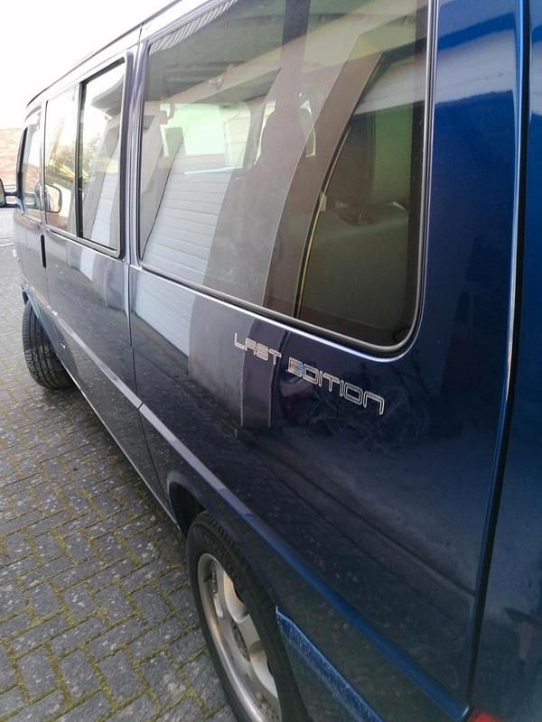 Używany VW T4 Edition 212 KM (155 kW) 2003 Niebieski Van