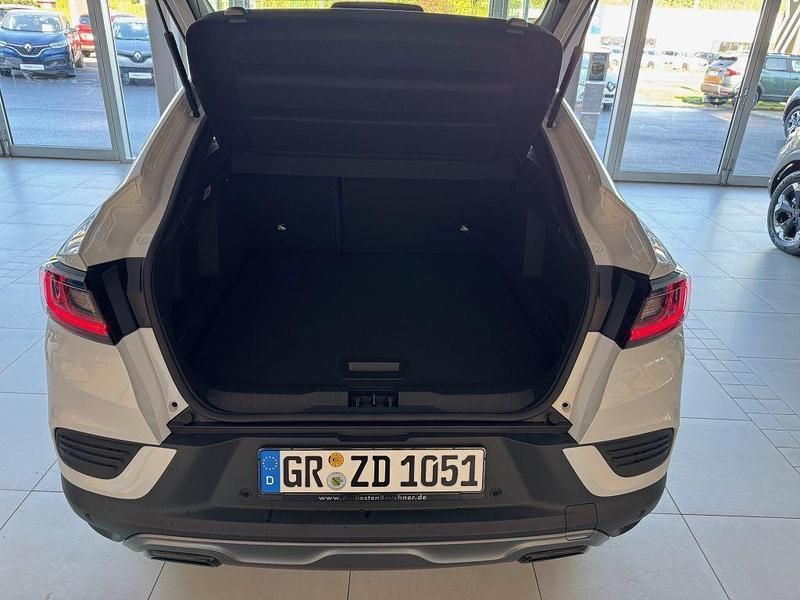 Gebraucht Renault Arkana 143 PS (105 kW) 2024 Weiß SUV