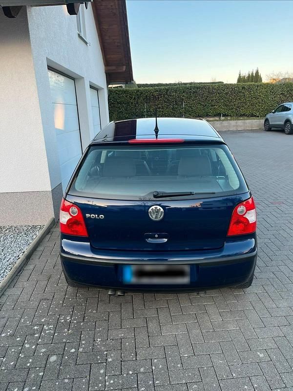 Gebraucht VW Polo 54 PS (39 kW) 2003 Blau Kleinwagen