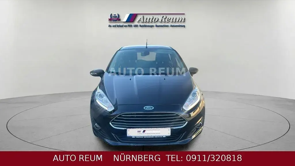 Gebraucht Ford Fiesta Titanium 125 PS (91 kW) 2013 Schwarz Limousine