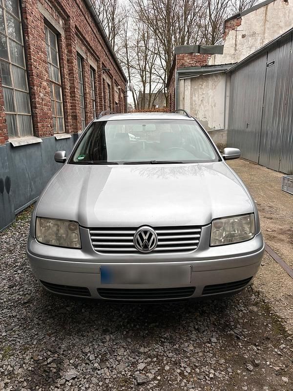 Gebraucht VW Bora 103 PS (75 kW) 2003 Silber Kombi