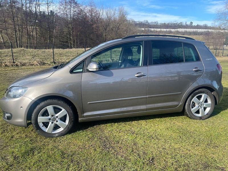 Gebraucht VW Golf Plus Cross Team 122 PS (89 kW) 2010 Grau Van / Kleinbus