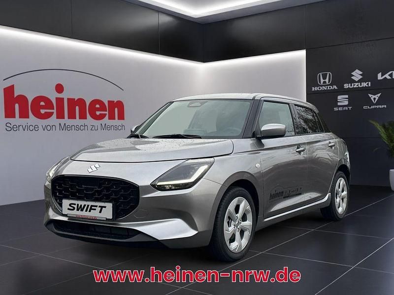 Neu Suzuki Swift Comfort 83 PS (61 kW) 2025 Silber Kleinwagen