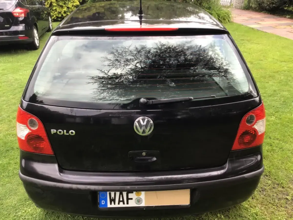 Gebraucht VW Polo 60 PS (44 kW) 2003 Schwarz Kleinwagen