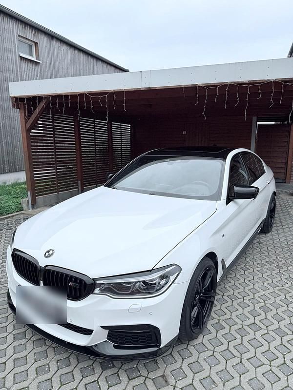 Gebraucht BMW 530 M Sport 265 PS (194 kW) 2017 Weiß Limousine