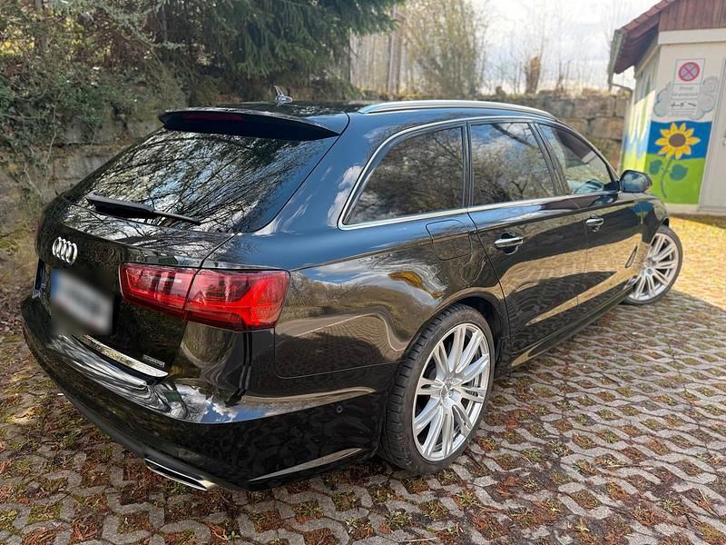 Gebraucht Audi A6 Ambiente 272 PS (200 kW) 2017 Schwarz Kombi