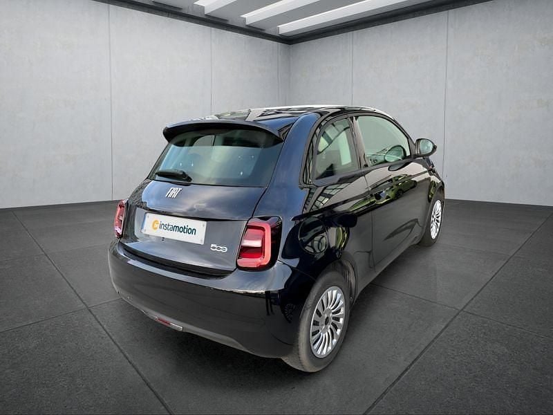 Gebraucht Fiat 500e Action 69 kW (95 PS) 2022 Schwarz Kleinwagen