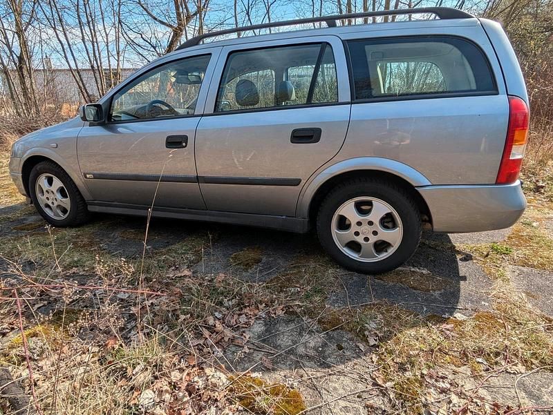 Gebraucht Opel Astra 125 PS (91 kW) 2003 Silber Kombi