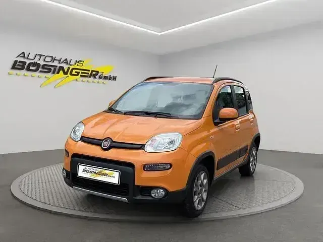 Gebraucht Fiat Panda 4x4 Rock 86 PS (63 kW) 2016 Orange Kleinwagen