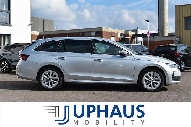 Gebraucht Skoda Octavia 150 PS (110 kW) 2024 Silber Kombi