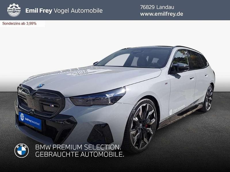 Grau Gebraucht 2025 BMW i5 Sport Line Limousine | 86.290 € (Teuer) - Bild 1/3