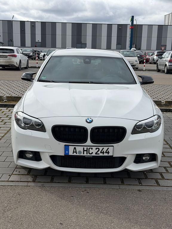 Gebraucht BMW 520 M Sport 190 PS (139 kW) 2016 Weiß Limousine