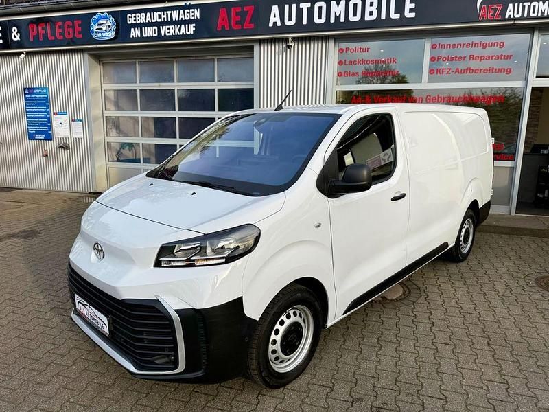 Gebraucht Toyota Proace 144 PS (105 kW) 2024 Weiß Van / Kleinbus