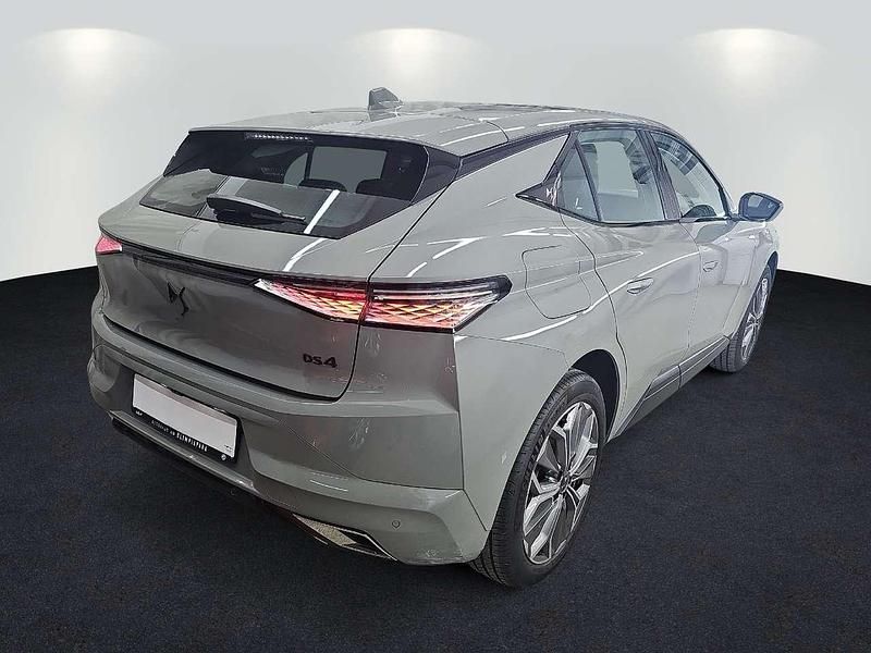 Gebraucht DS Automobiles DS4 Performance 131 PS (96 kW) 2023 Lackierung lacquered grey/typ SUV