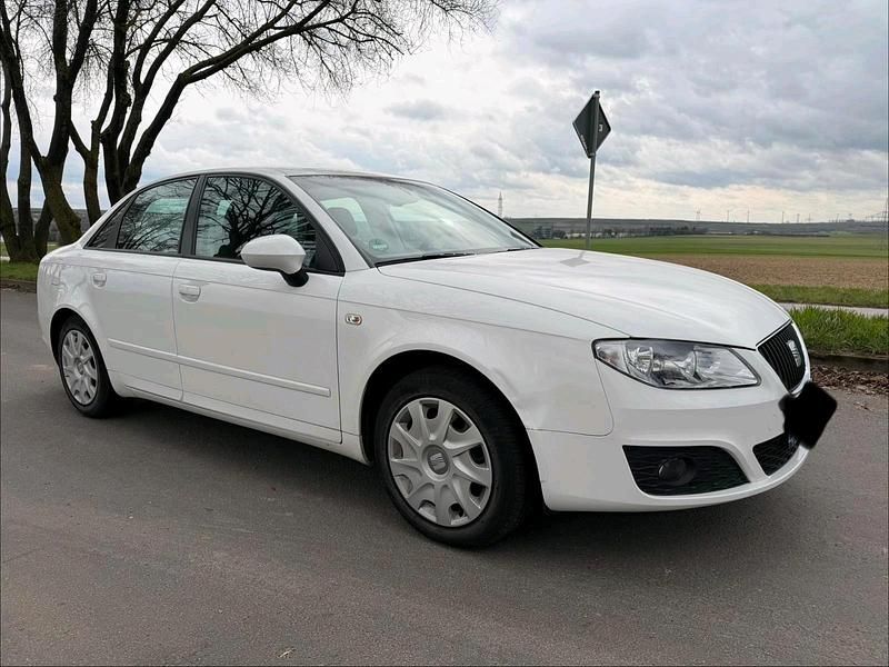 Gebraucht Seat Exeo 105 PS (77 kW) 2009 Weiß Limousine