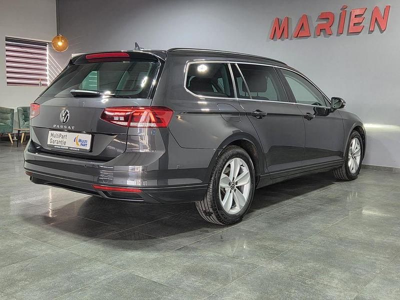 Gebraucht VW Passat 200 PS (147 kW) 2021 Grau Kombi