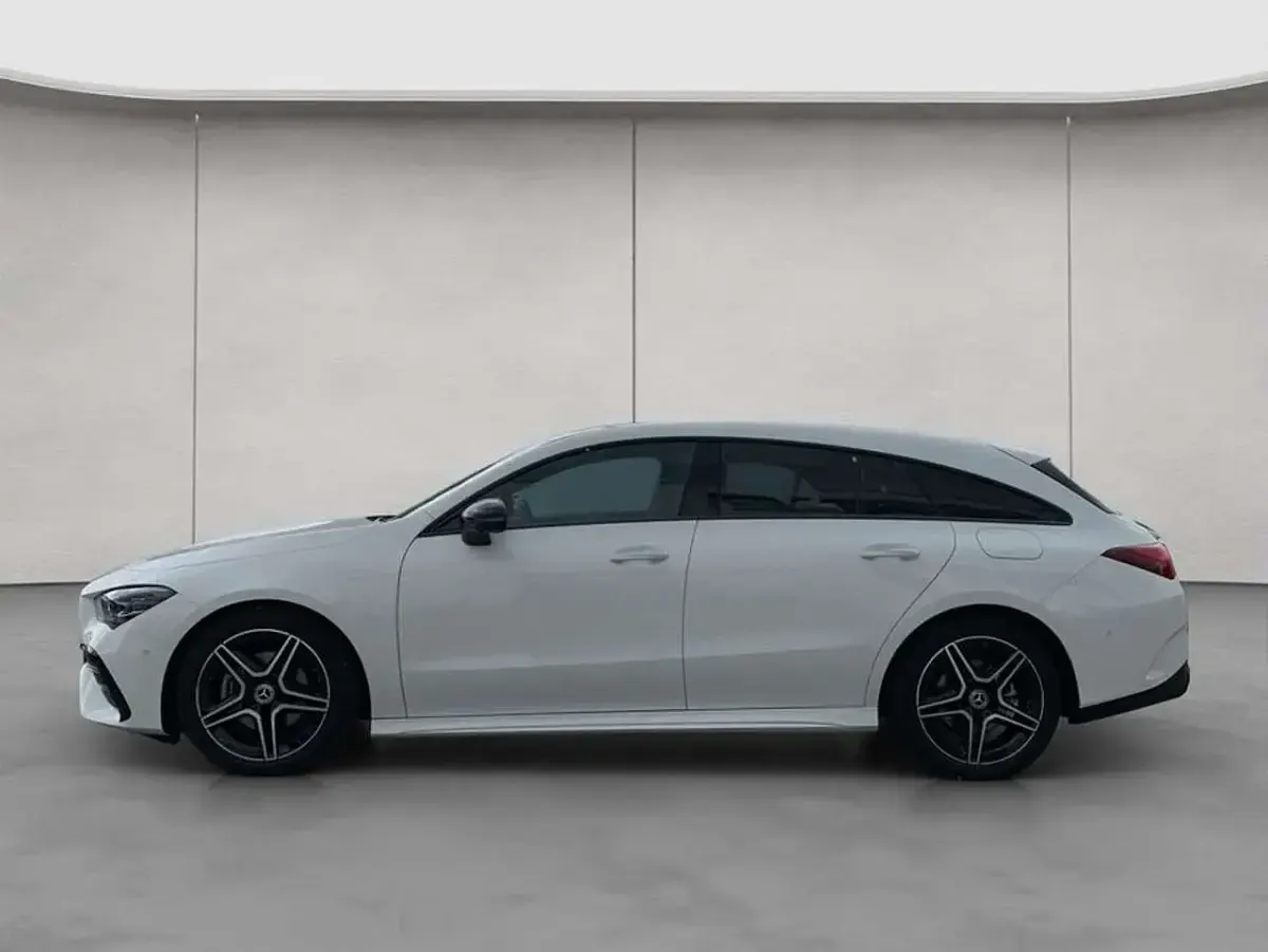 Gebraucht Mercedes CLA180 136 PS (100 kW) 2025 Polarweiß Limousine