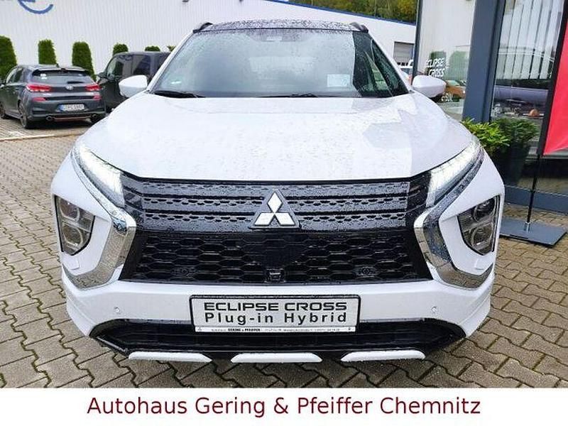 Gebraucht Mitsubishi Eclipse Cross Top 188 PS (138 kW) 2022 Weiß SUV