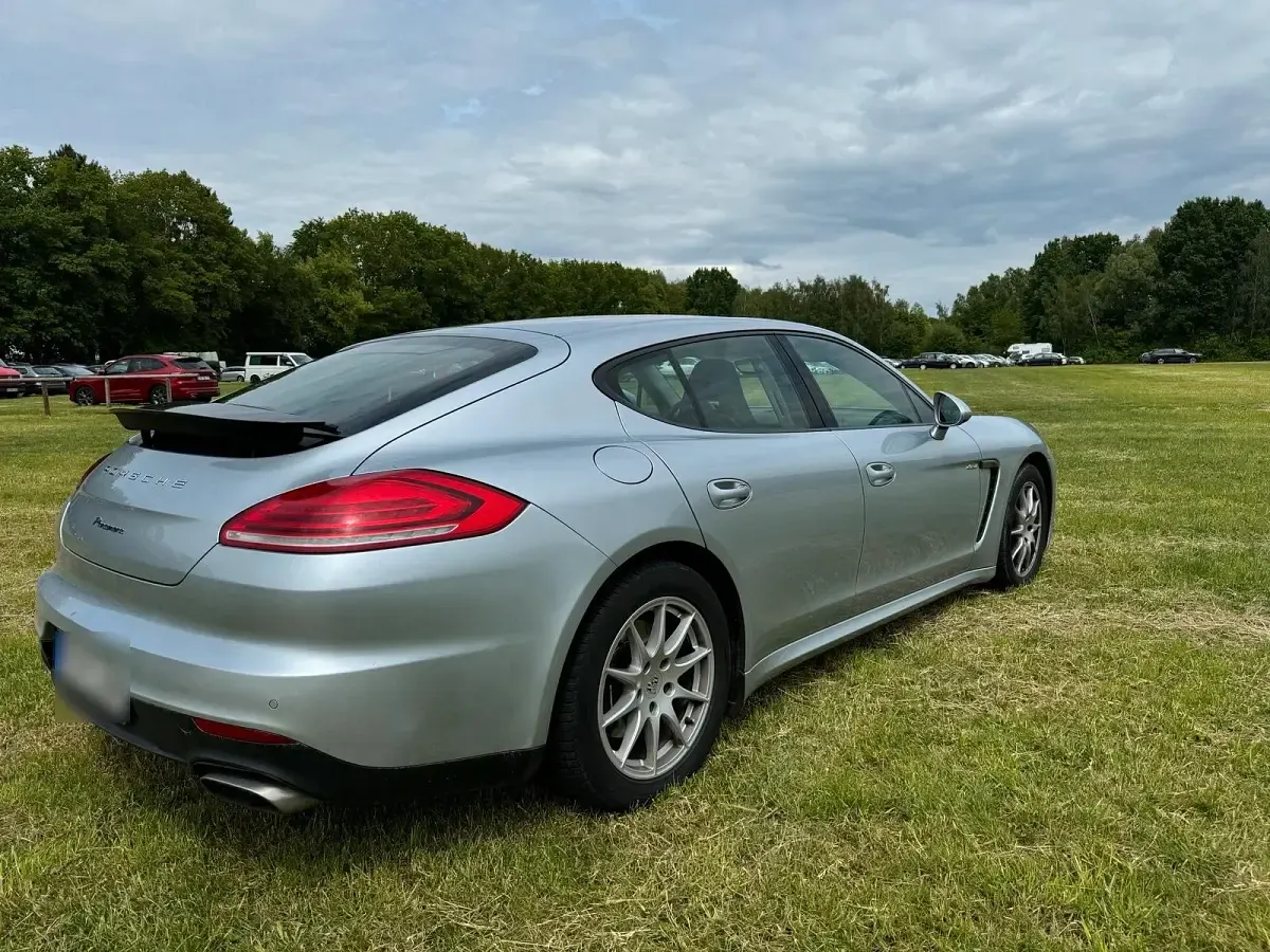 Occasion Porsche Panamera 250 ch (183 kW) 2013 Argent Citadine