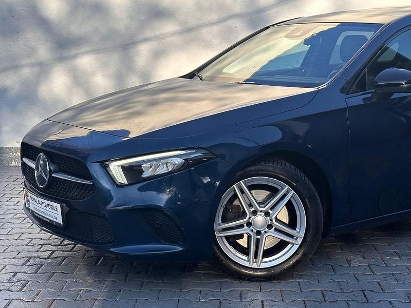 Gebraucht Mercedes A220 Night 190 PS (139 kW) 2019 Blau Limousine