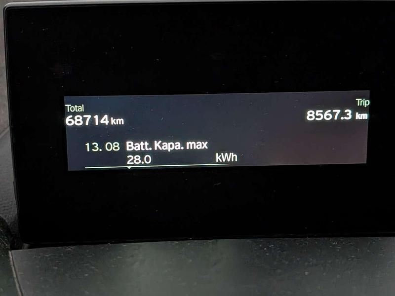 Second-hand BMW i3 125 kW (170 CP) 2017 Alb Hatchback