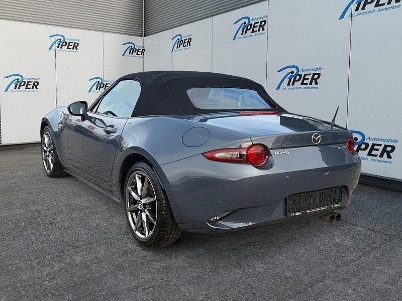 Gebraucht Mazda MX5 Selection 184 PS (135 kW) 2021 Polymetal gray Cabrio
