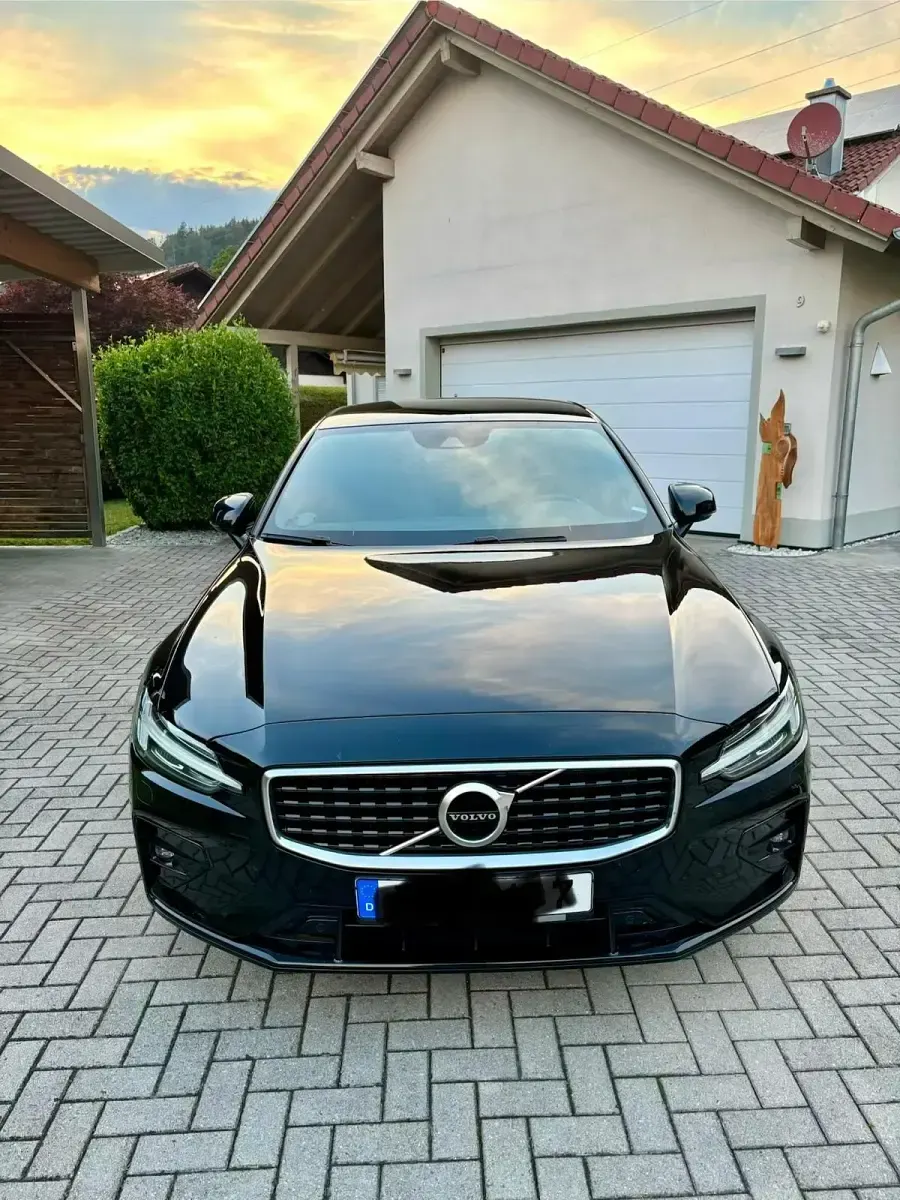 Gebraucht Volvo S60 250 PS (183 kW) 2019 Schwarz Limousine