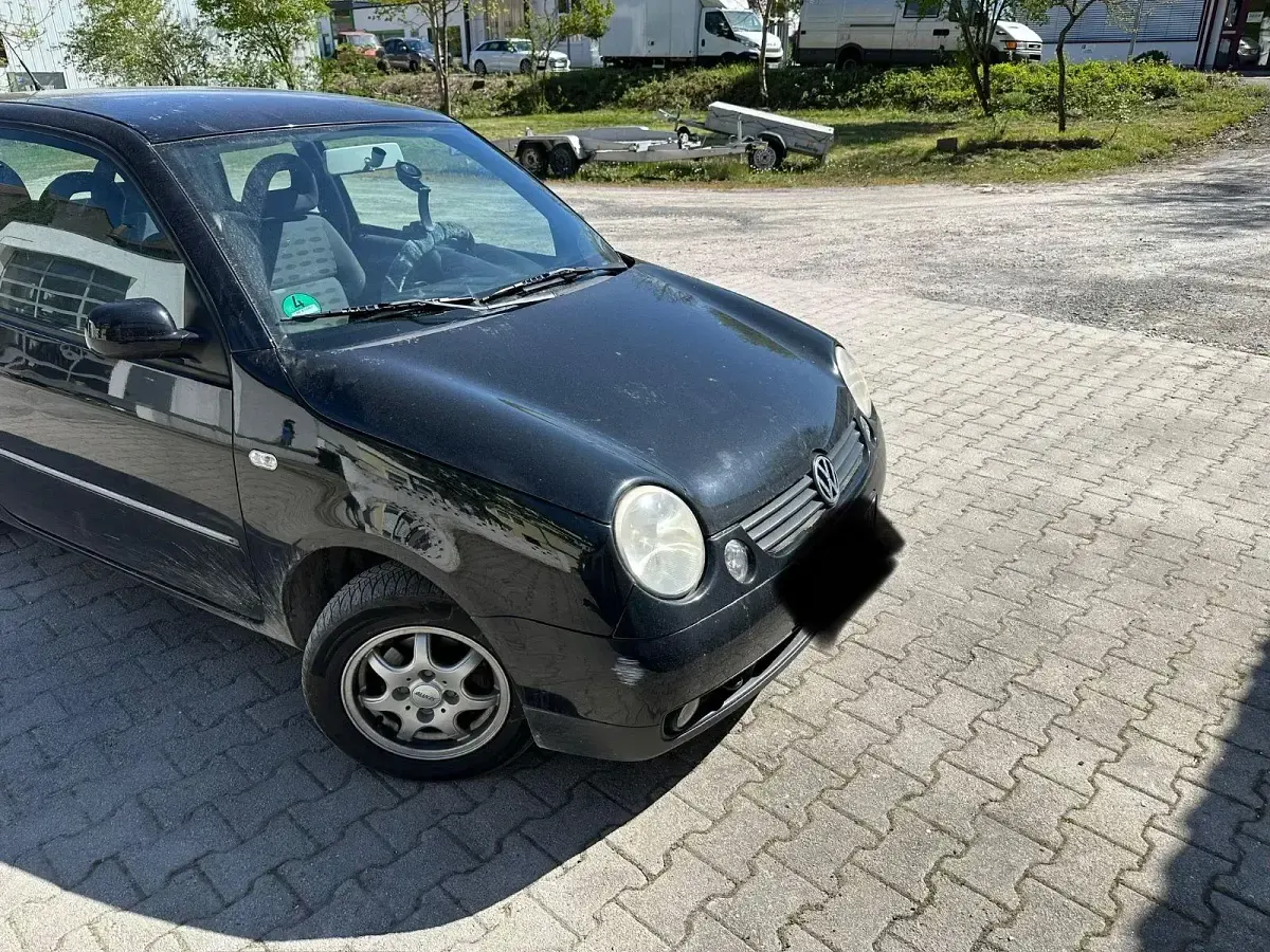 Gebraucht VW Lupo Basis 50 PS (36 kW) 2004 Schwarz Kleinwagen