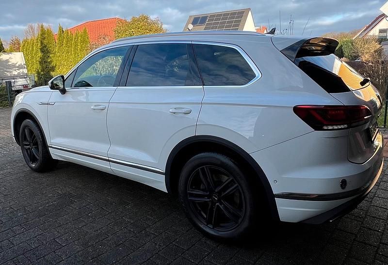 Weiß Gebraucht 2020 VW Touareg SUV | 35.500 € (Superpreis) - Bild 1/4