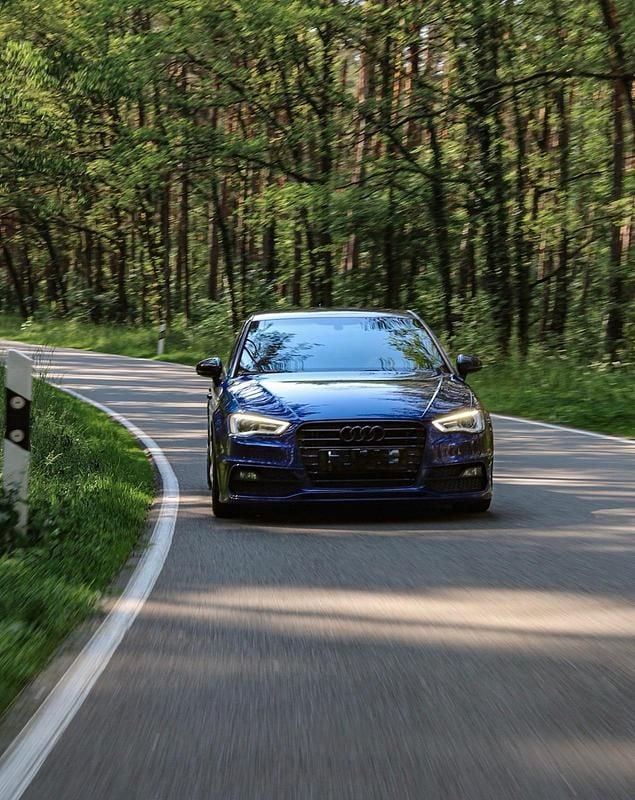 Gebraucht Audi A3 Sportback S-Line 150 PS (110 kW) 2016 Blau Kleinwagen