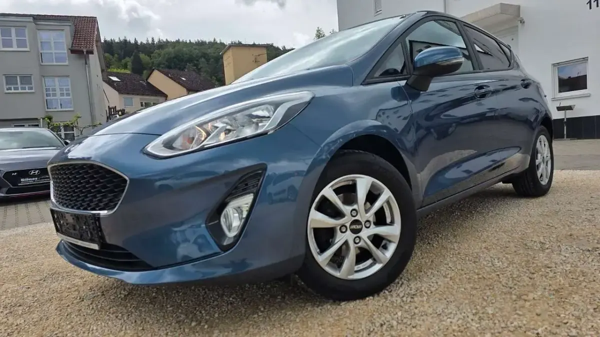 Usata Ford Fiesta 101 CV (74 kW) 2022 Blu Utilitaria