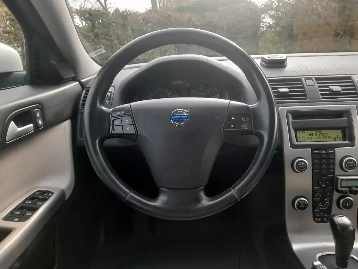Gebraucht Volvo V50 179 PS (131 kW) 2008 Silber Kombi