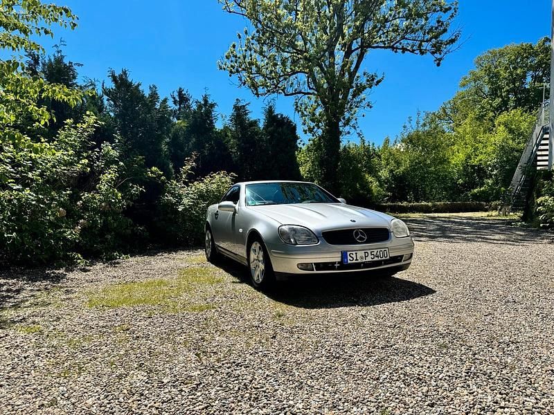 Silber Gebraucht 1997 Mercedes SLK230 Cabrio | 2.000 € (Guter Preis) - Bild 1/4