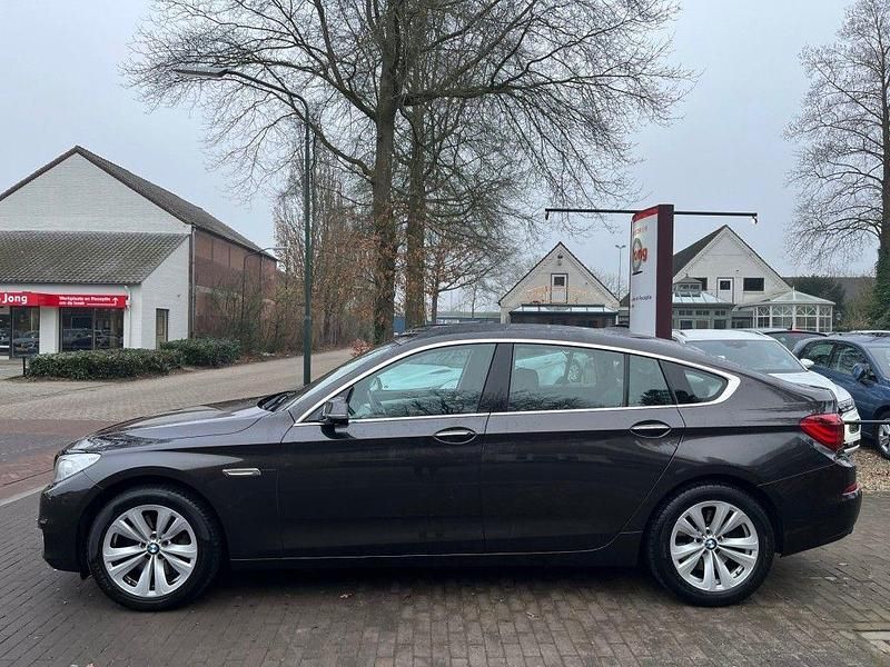 Gebraucht BMW 535 Gran Turismo Executive 306 PS (225 kW) 2014 Braun Limousine
