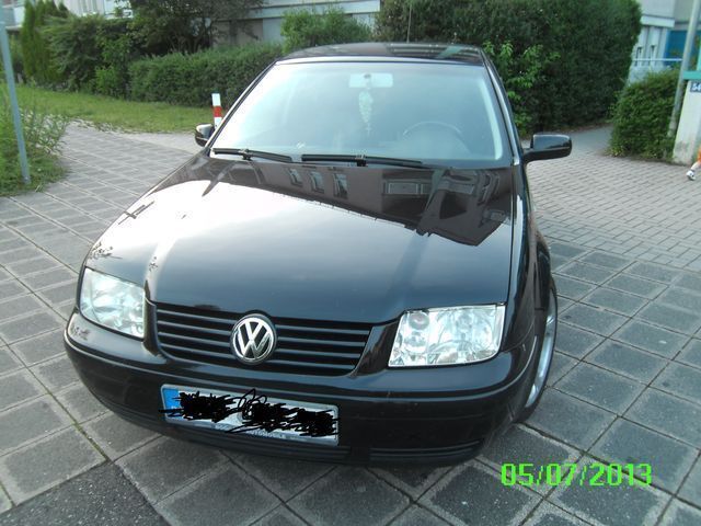 Gebraucht VW Bora 227 PS (166 kW) 2003 Schwarz metallic Limousine