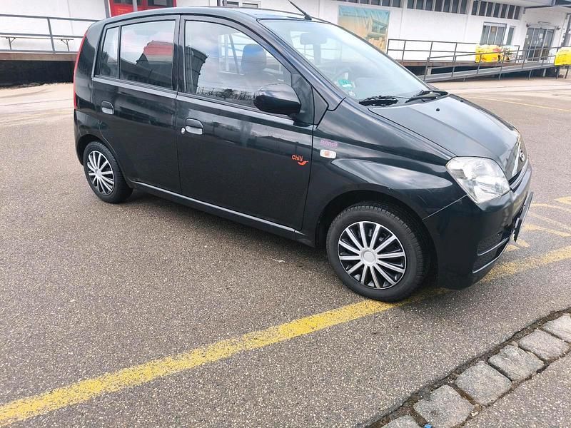 Gebraucht Daihatsu Cuore 53 PS (38 kW) 2006 Schwarz Kleinwagen