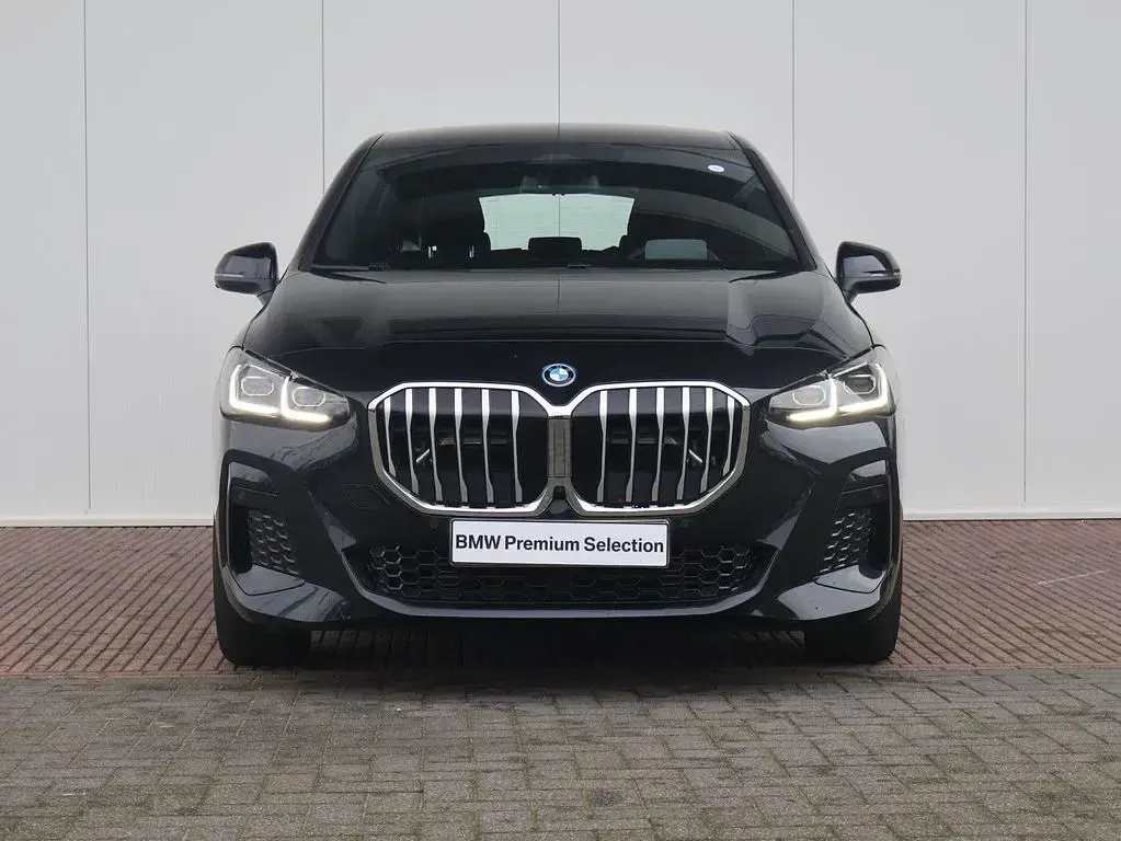 Używany BMW 230 Performance 326 KM (239 kW) 2025 Czarny Kombi
