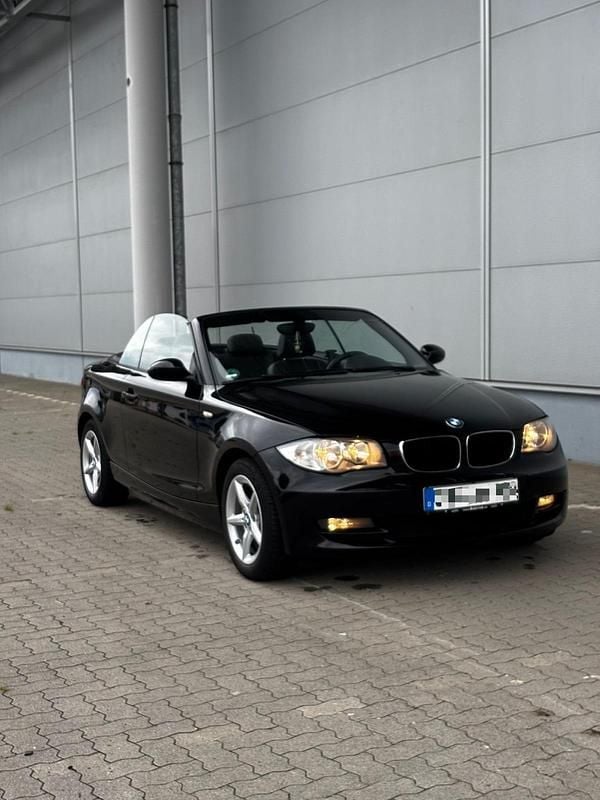 Schwarz Gebraucht 2009 BMW 118 Cabriolet Cabrio | 3.690 € (Superpreis) - Bild 1/4