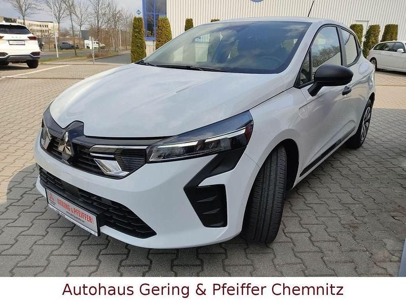 Gebraucht Mitsubishi Colt Basis 67 PS (49 kW) 2025 Weiß Limousine